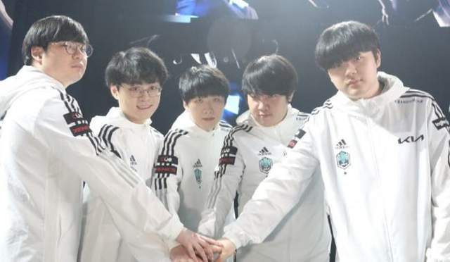 不利且对手 不利且对手