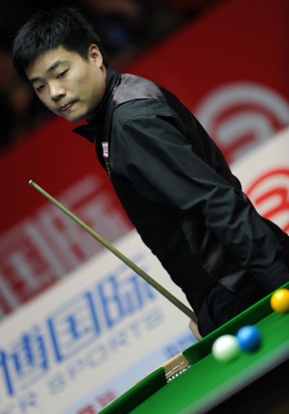 体育博彩小联赛：信息不透明反而风险更高。（体育博彩小联赛：信息不对称加剧风险）